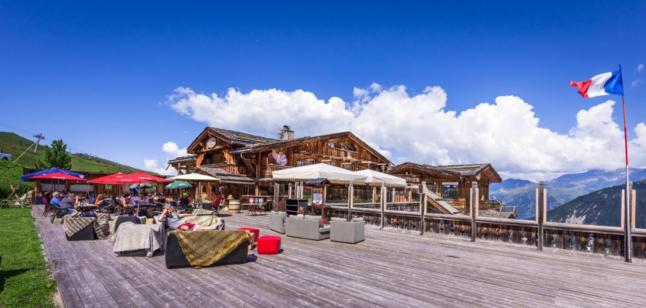 Hotel 3 Etoiles -Restaurant Le Pilatus Courchevel Eksteriør billede