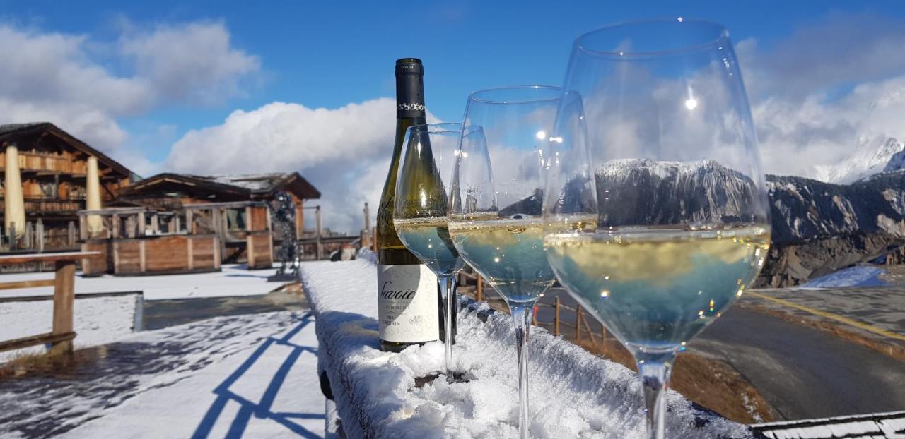 Hotel 3 Etoiles -Restaurant Le Pilatus Courchevel Eksteriør billede