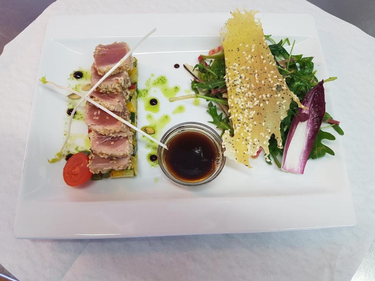 Hotel 3 Etoiles -Restaurant Le Pilatus Courchevel Eksteriør billede